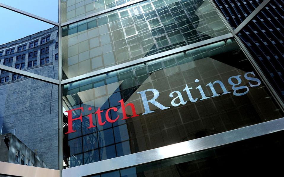 κόκκινα-δάνεια-μείωση-στο-5-βλέπει-η-fitch-562174168