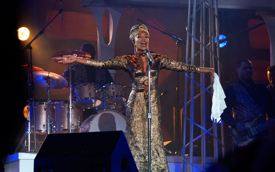 γουίτνεϊ-χιούστον-η-βιογραφική-ταινί-562196761