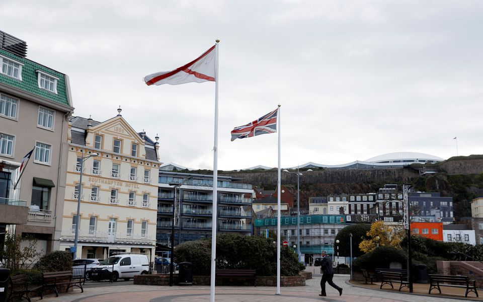 βρετανία-ένας-νεκρός-και-αρκετοί-αγνο-562181110