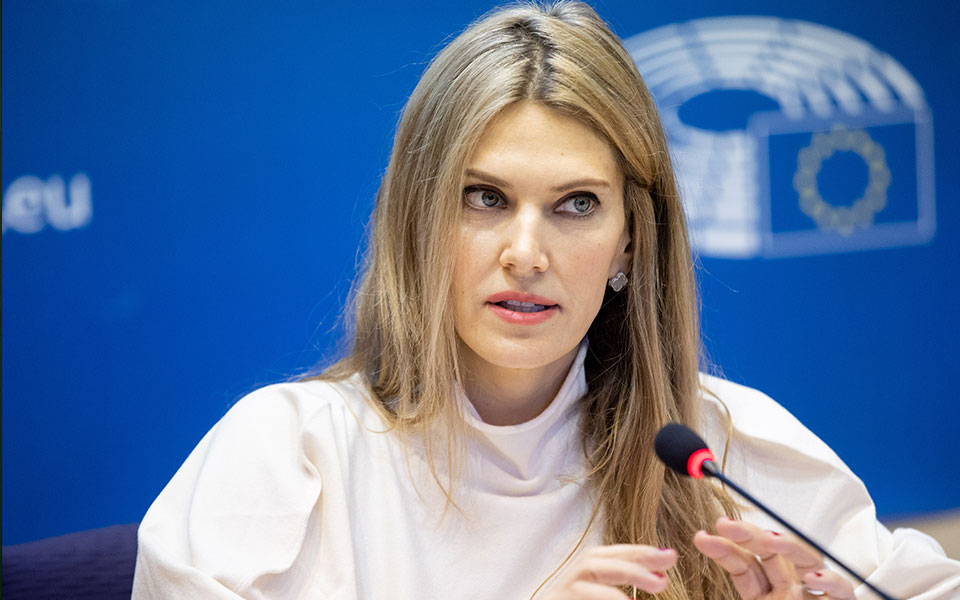 πώς-η-καϊλή-βούλιαξε-στην-έρημο-562181653