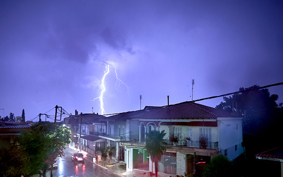 κακοκαιρία-gaia-μηνύματα-του-112-σε-κατοίκ-562181566