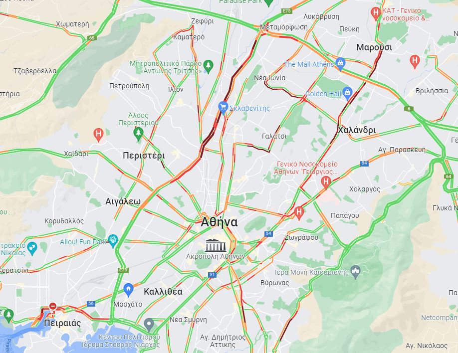 Κίνηση στους δρόμους: Χαμηλές ταχύτητες στον Κηφισό λόγω τροχαίου-1