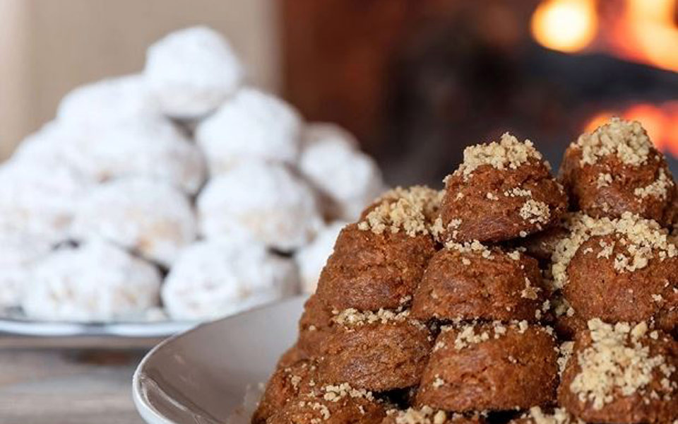 κουραμπιές-vs-μελομακάρονο-14-δοκιμασμέ-562178512