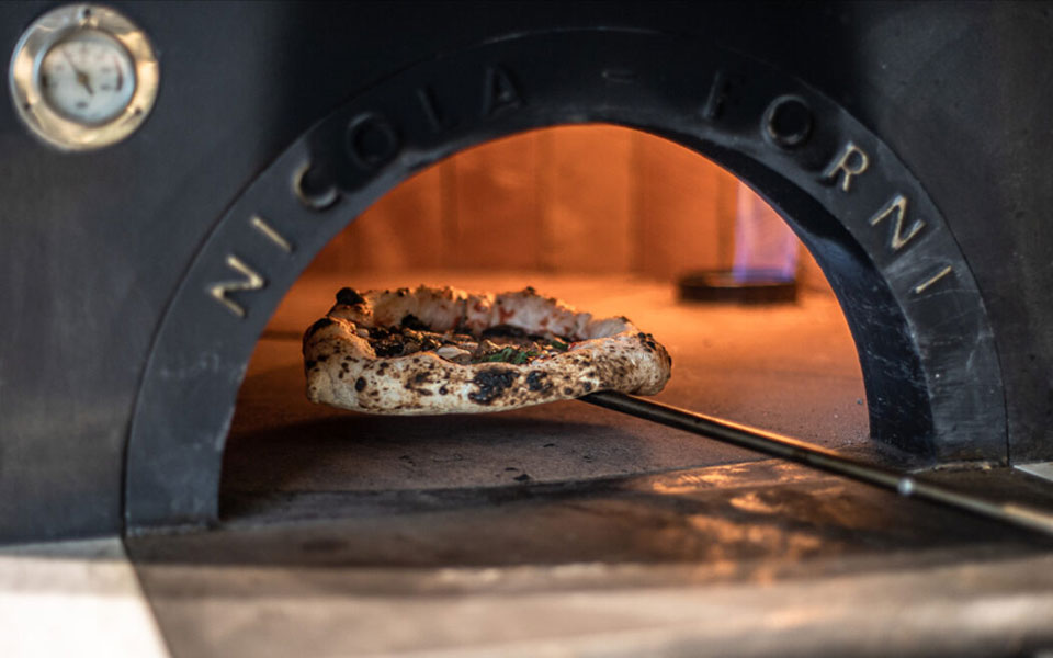 οι-πιο-νόστιμες-πίτσες-της-αθήνας-με-τ-562178809