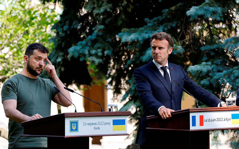 ζελένσκι-μακρόν-επικοινωνία-για-τη-νέ-562181677