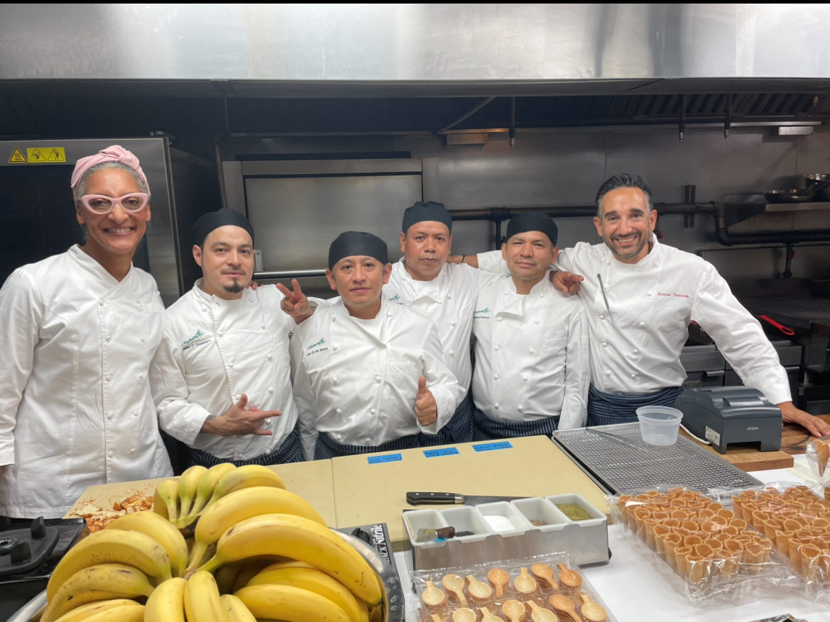 Νικ Πουλμέντης: Από τα Κύθηρα και τα παγκάκια της Νέας Υόρκης στην κατάκτηση Michelin   -6