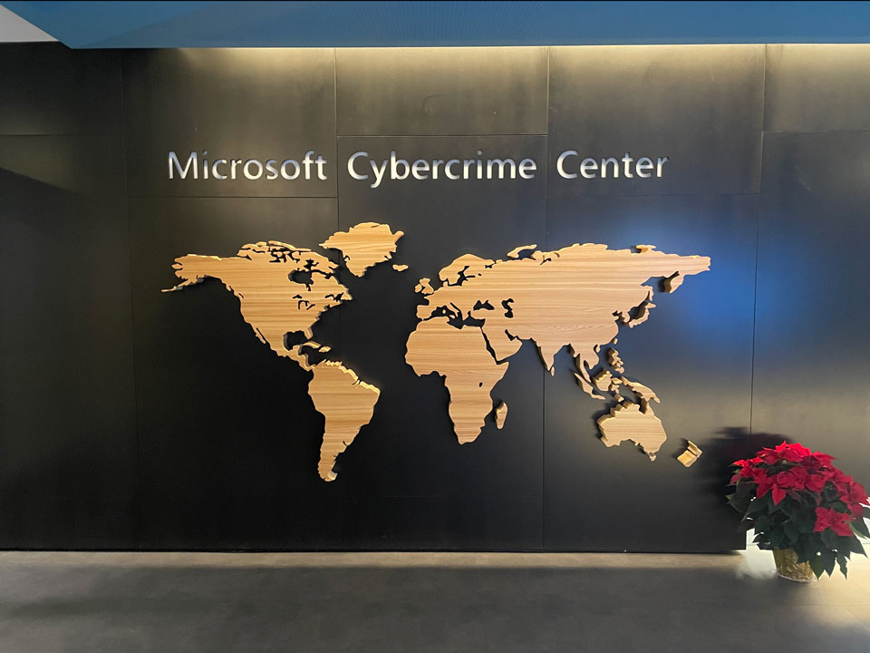 στο-στρατηγείο-της-microsoft-για-το-ψηφιακό-έγ-562193149