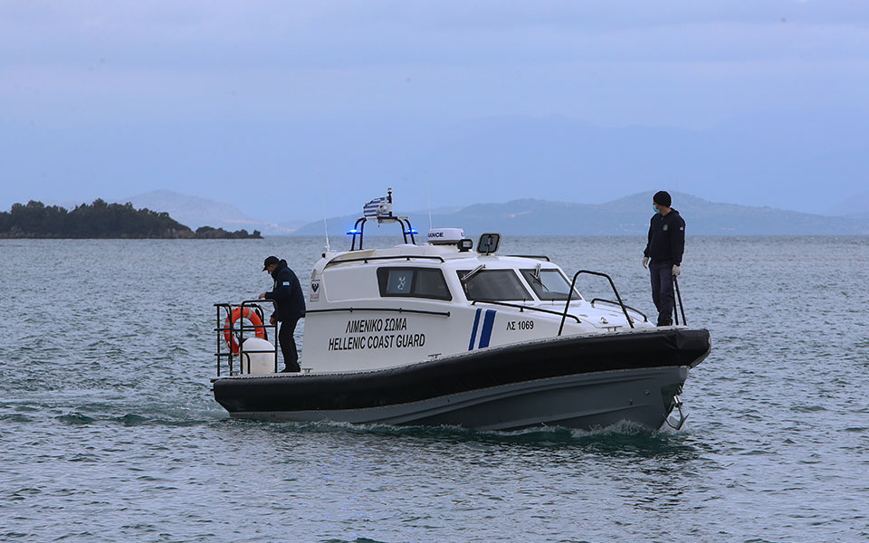 λέσβος-ανασύρθηκε-σορός-βρέφους-από-τ-562196722