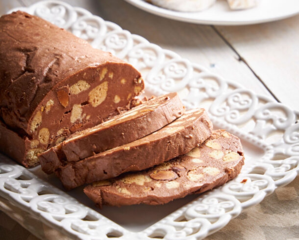 μωσαϊκό-με-κουραμπιέδες-που-περίσσεψ-562204711