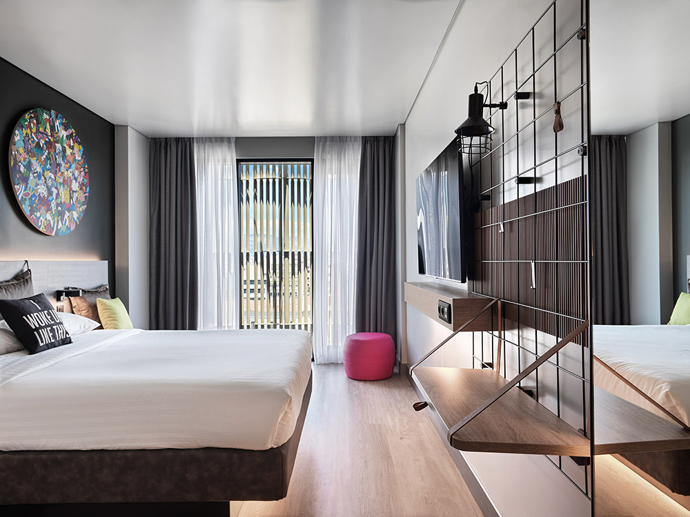 Νιώστε τον παλμό των Χριστουγέννων στο Moxy Athens City-2