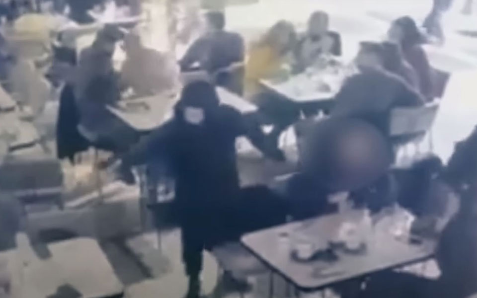 νέα-σμύρνη-βίντεο-του-εκτελεστή-με-συν-562193413