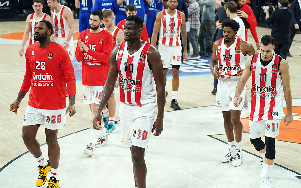 euroleague-δεν-τα-κατάφεραν-οι-ερυθρόλευκοι-8-562165711