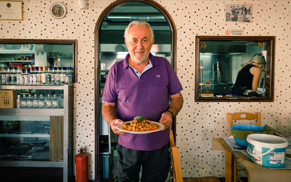 σε-αυτόν-τον-καφενέ-φάγαμε-τα-ωραιότερ-562174825