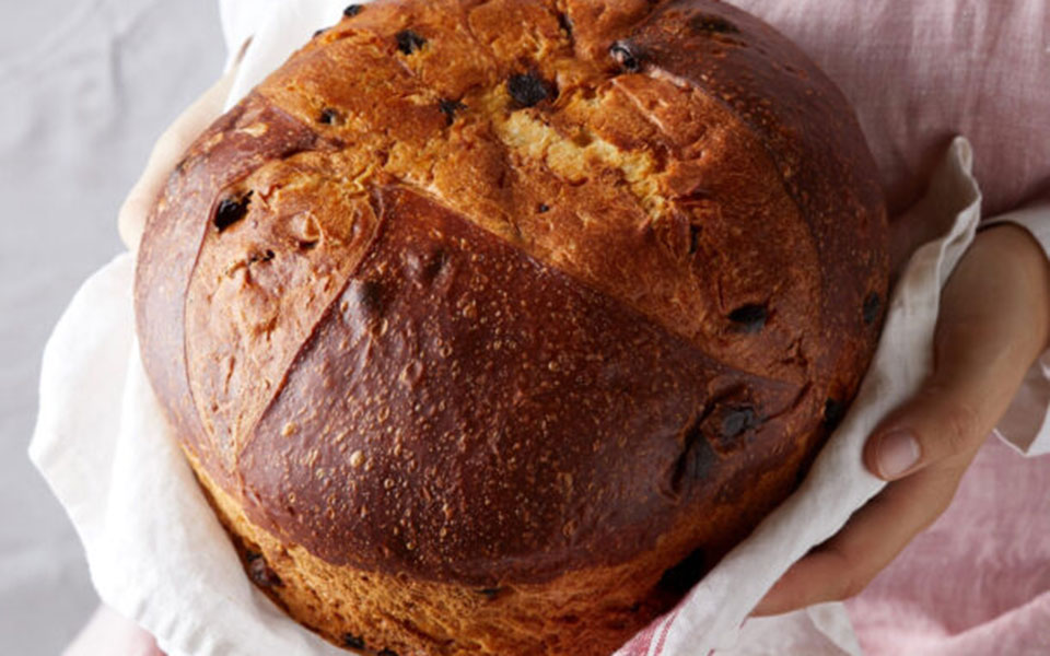 πανετόνε-το-γλυκό-εορταστικό-ψωμί-των-562181659