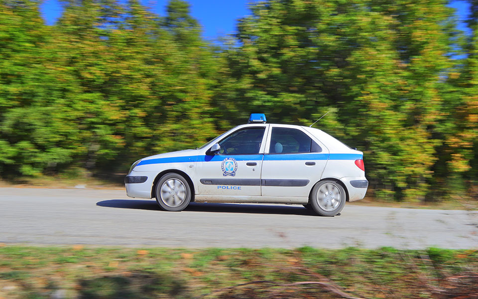 τροχαίο-ατύχημα-στην-πάτρα-αυτοκίνητ-562203079