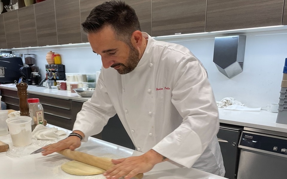 νικ-πουλμέντης-από-τα-κύθηρα-και-τα-παγ-562187149