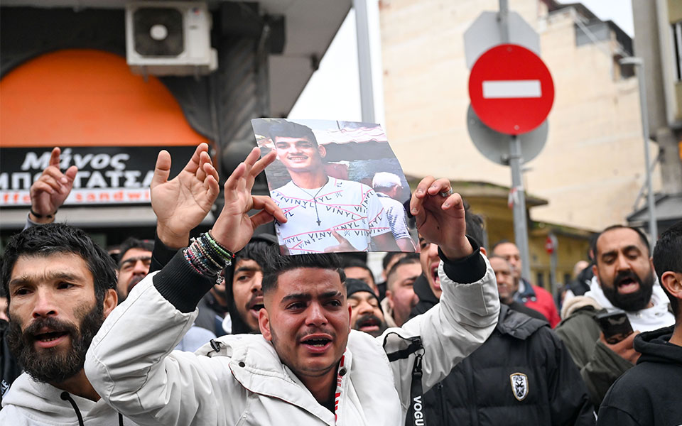 θεσσαλονίκη-θάνατος-16χρονου-ρομά-δί-562192870