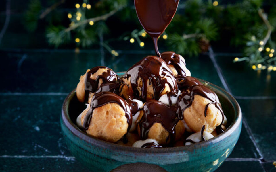 προφιτερόλ-με-σπιτικά-σου-γεμιστά-με-κ-562195066