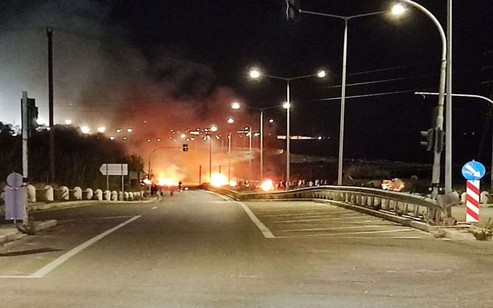 θάνατος-16χρονου-ρομά-φωτιά-σε-καταυλισ-562184143