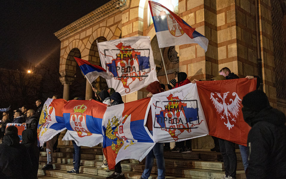 κοσόβο-χιλιάδες-σέρβοι-ζητούν-να-αποσ-562198453