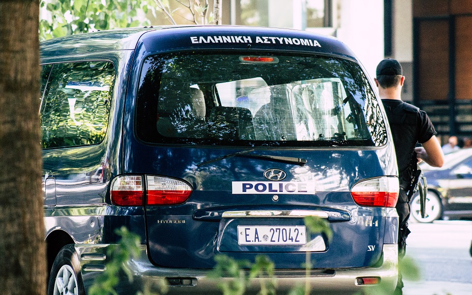 βιασμός-15χρονου-στον-ανακριτή-την-τρίτ-562202512