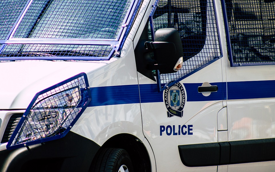 θεσσαλονίκη-κρατούσαν-ομήρους-μεταν-562169788