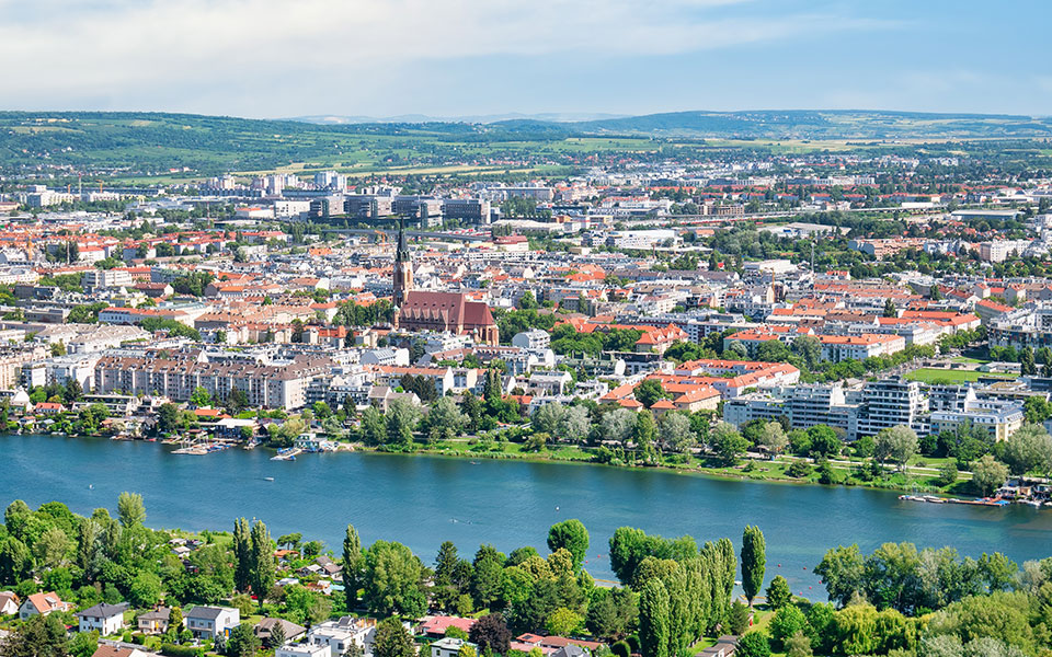 Κατασκοπευτικό θρίλερ στην Αυστρία: Το προφίλ του Ανατόλι ή Αλέξανδρου και οι «κρυψώνες» στη Βιέννη-1