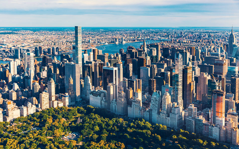 στη-νέα-υόρκη-πετάει-το-ιόνιο-πανεπι-562196299