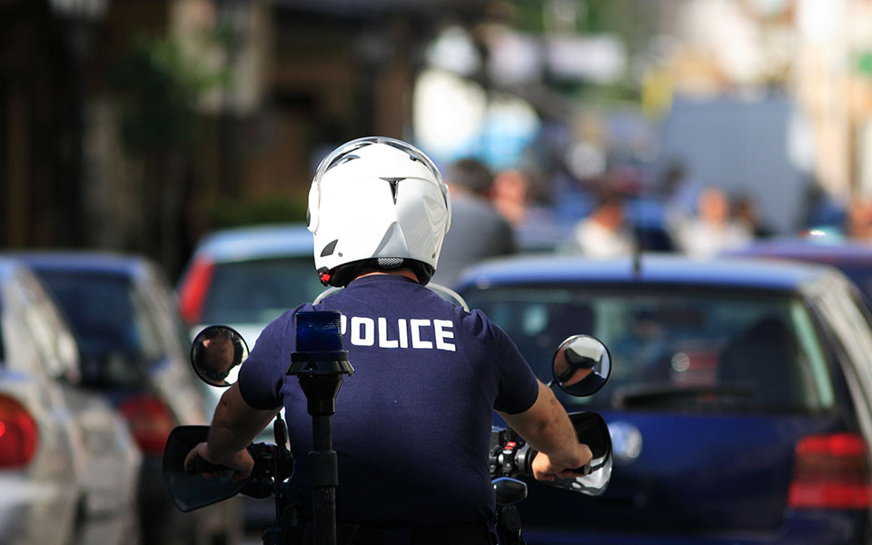 νέα-ερυθραία-συμπλοκή-μεταξύ-μαθητών-562182112