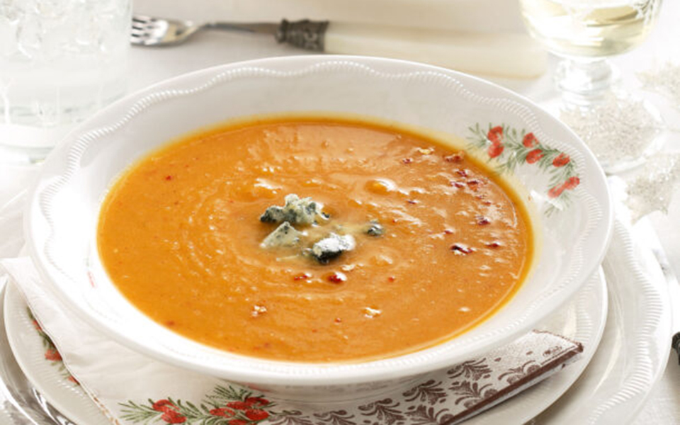 σούπα-με-ψητή-κολοκύθα-γλυκοπατάτα-κα-562191928