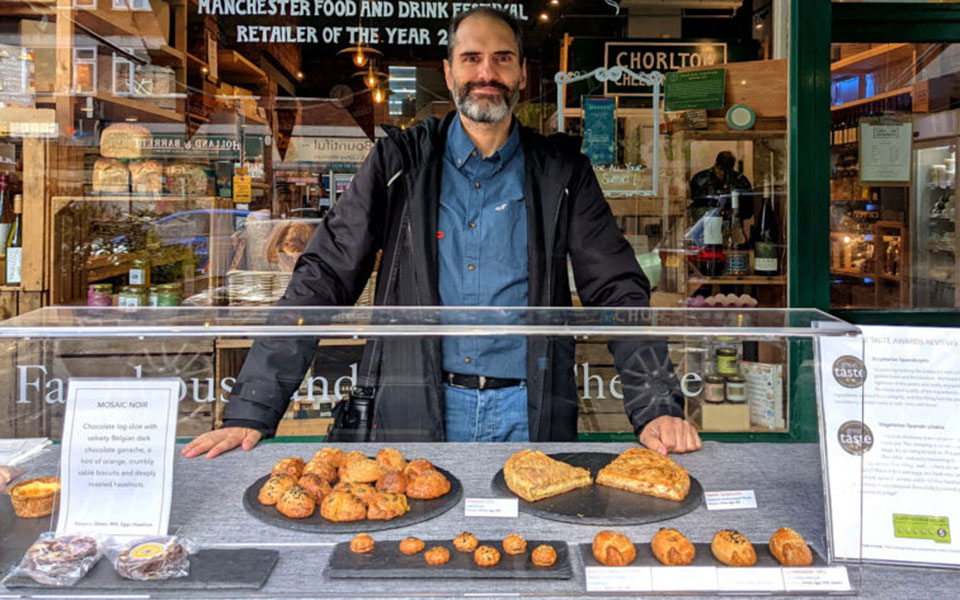 ο-θεσσαλονικιός-που-έμαθε-τους-άγγλου-562181386