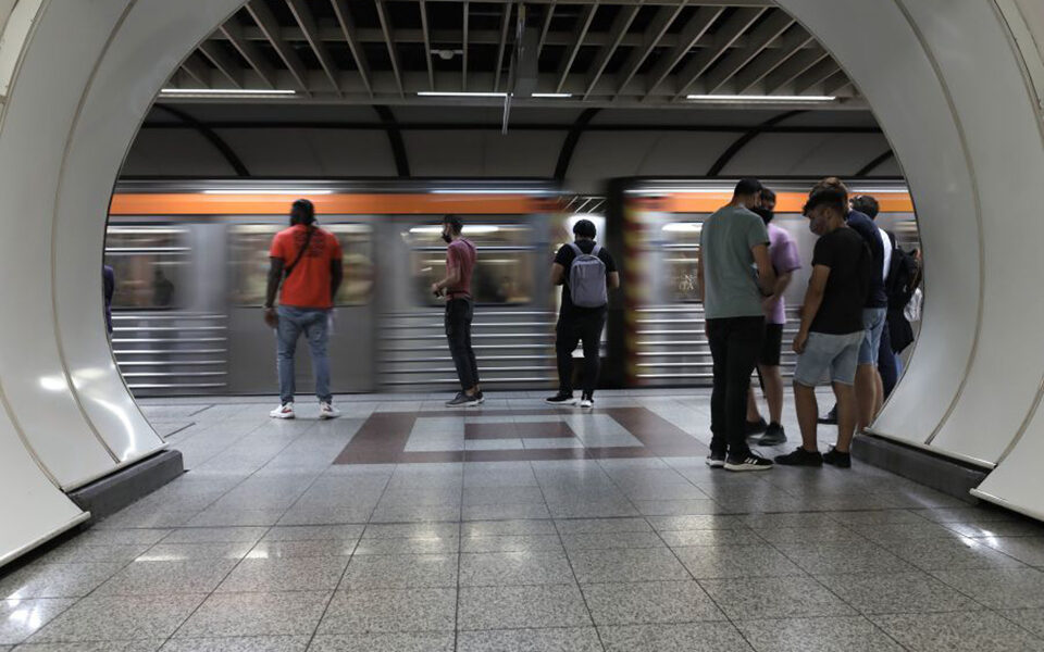 μετρό-τραμ-τα-τελευταία-δρομολόγια-τη-562209421