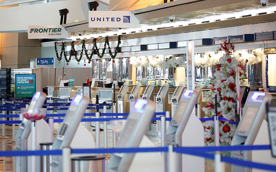 ηπα-υποχρεωτικό-τεστ-covid-για-τους-ταξιδι-562205485