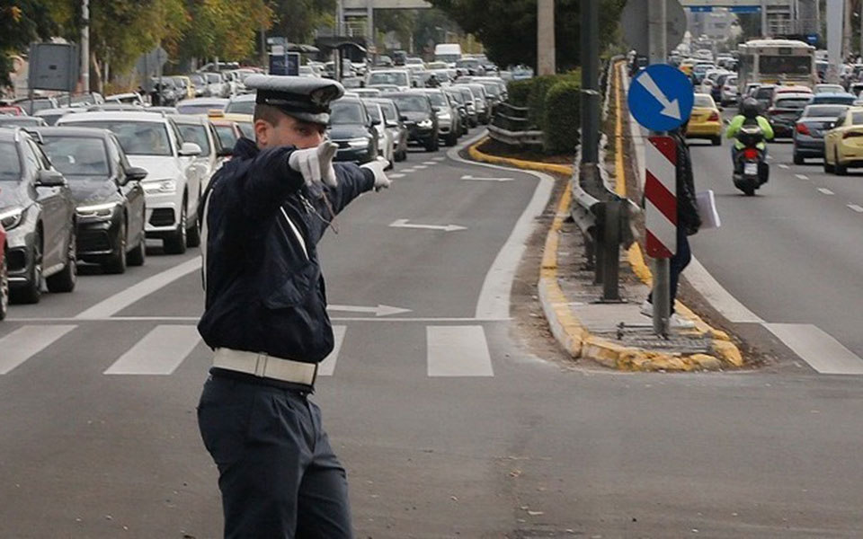 τροχαία-αυξημένα-τα-μέτρα-της-τροχαία-562195156