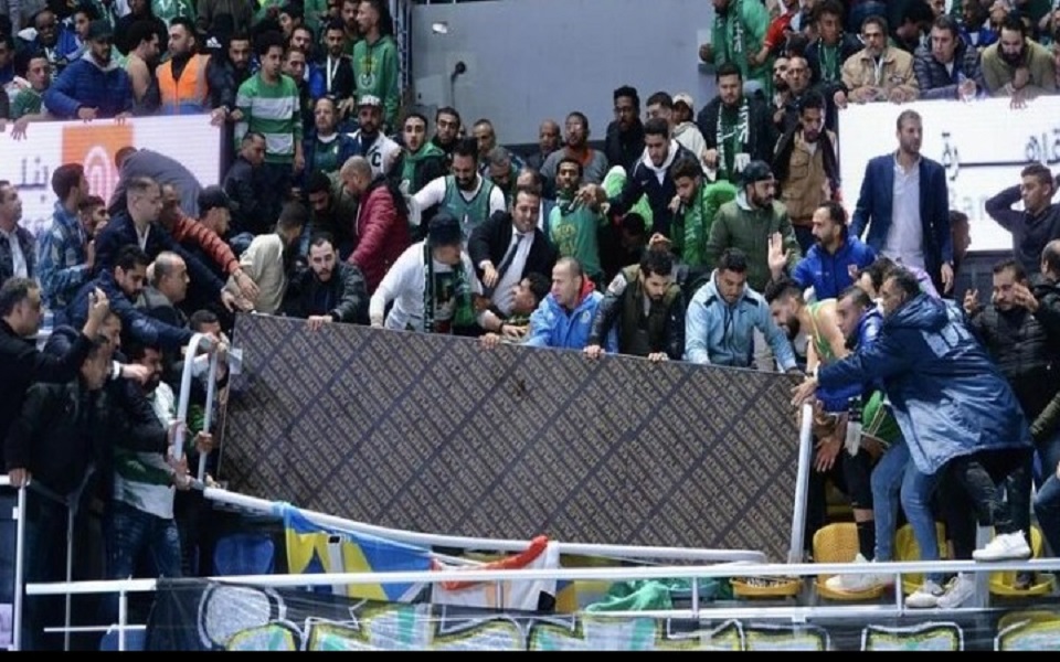 αίγυπτος-κατέρρευσε-κερκίδα-σε-γήπεδ-562202191