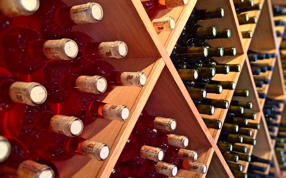 η-αύξηση-του-εφκ-στα-ποτά-μείωσε-τα-έσοδ-562183573