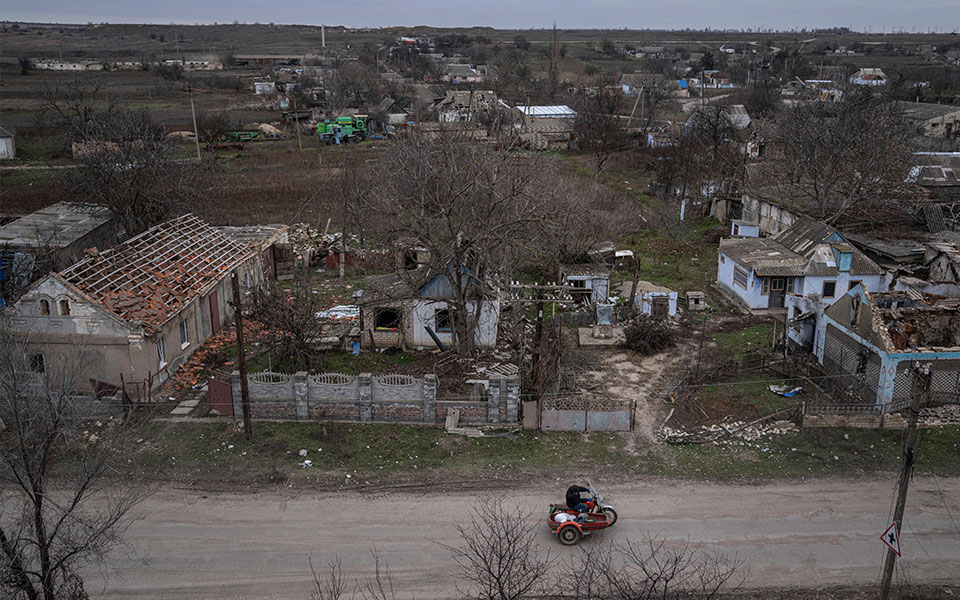 πόλεμος-στην-ουκρανία-νεκροί-και-τραυ-562181632