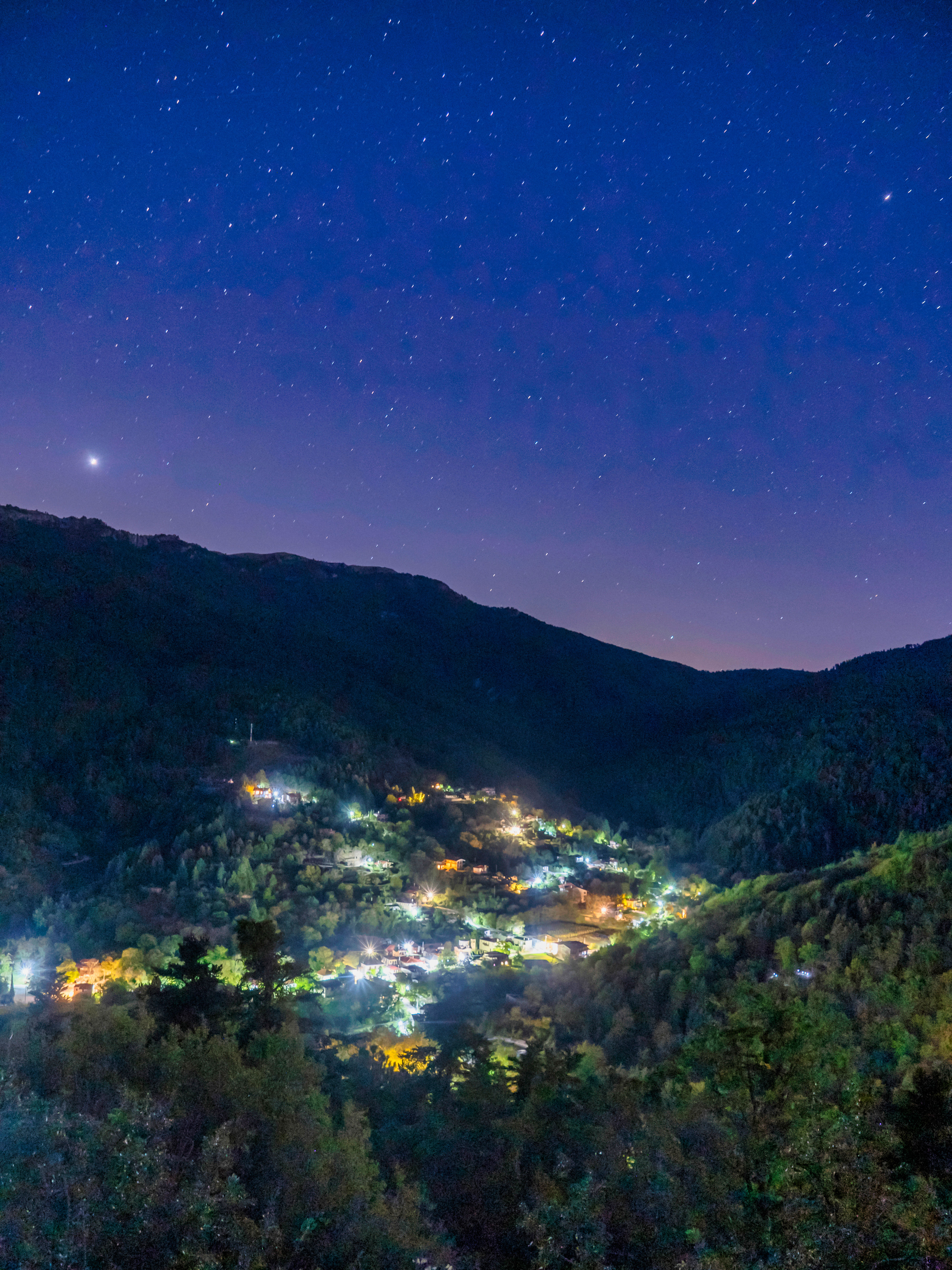 6 ελληνικά χωριά για τα φετινά Χριστούγεννα-2