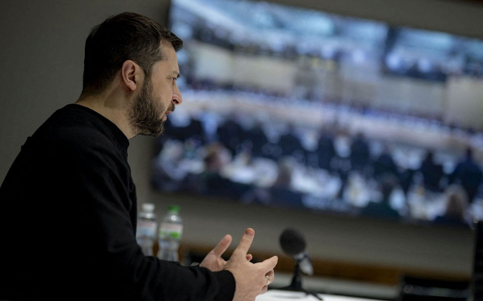 ζελένσκι-δηλώνει-έτοιμος-για-έναν-αγώ-562192765