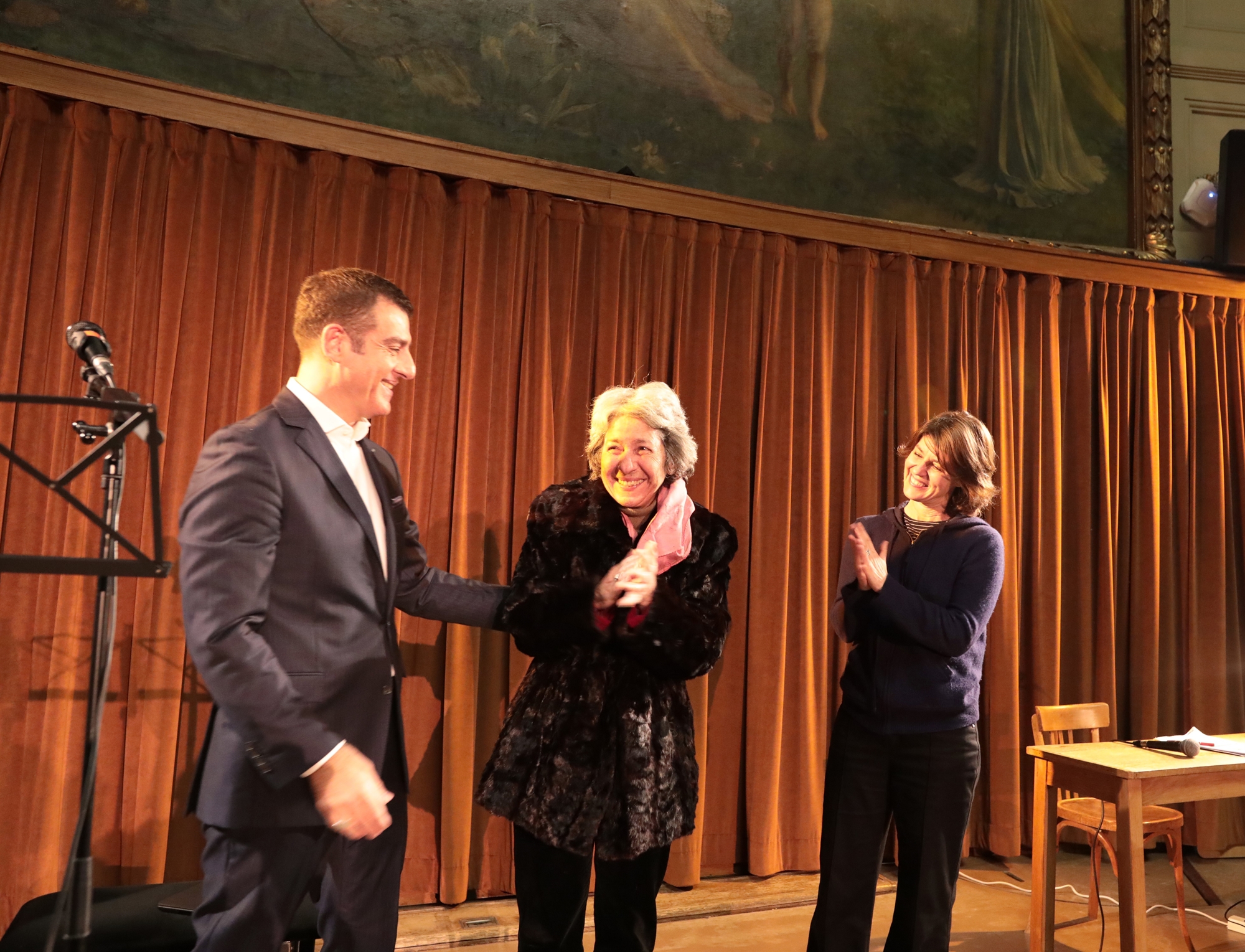 Η Ιρέν Ζακόμπ συναντά την Ωραία Ελένη μέσα στην ποίηση του Ρίτσου-1