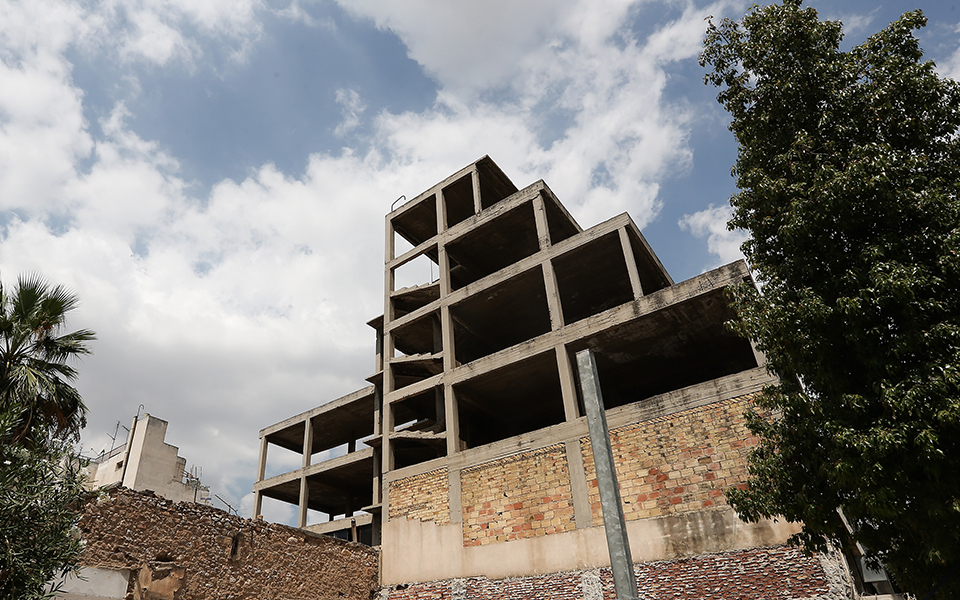 στους-υπαλλήλους-πολεοδομιών-η-ευθύν-562254982