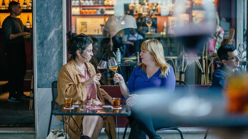 μπορεί-να-υπάρξει-κρασί-χωρίς-γυάλινη-562247872