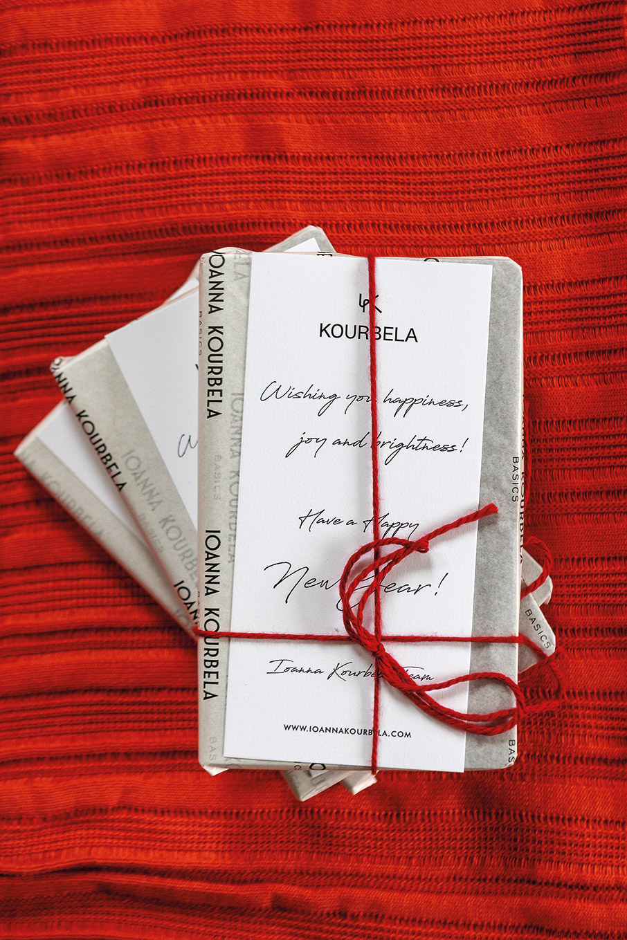 My Space: Γιορτινή ατμόσφαιρα στο διαμέρισμα της Ιωάννας Κουρμπέλα-4