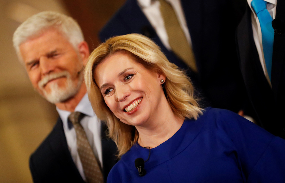 Εκλογές στην Τσεχία: Οδηγούν την κούρσα ένας δισεκατομμυριούχος, ένας στρατηγός και μια καθηγήτρια-2