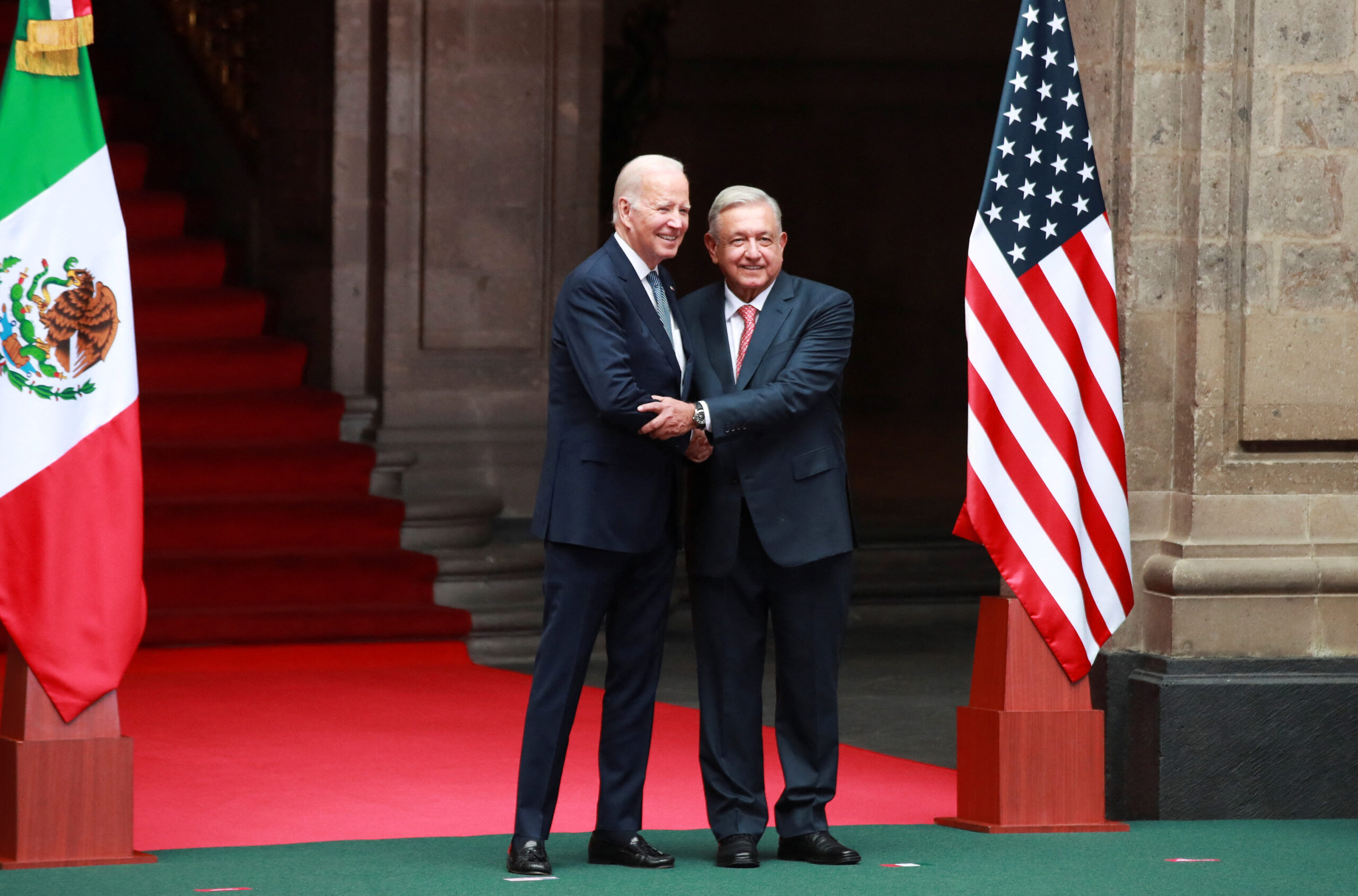 ηπα-μεξικό-ο-ομπραδόρ-καλεί-τον-μπάι-562220812