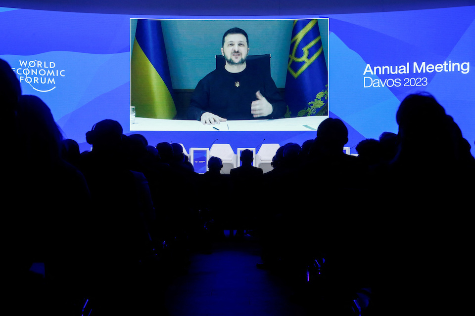 νταβός-ο-ζελένσκι-ζητά-να-δοθεί-γρήγορ-562234996