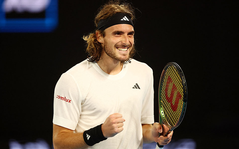 στέφανος-τσιτσιπάς-στα-ημιτελικά-του-au-562244191