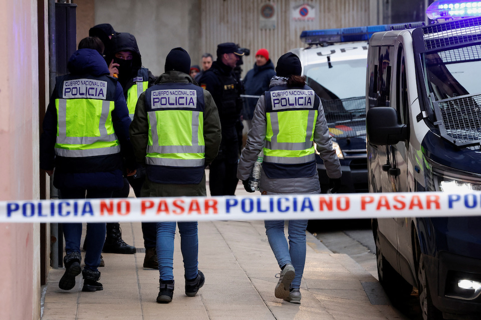 ισπανία-ο-αποστολέας-των-παγιδευμένω-562249648