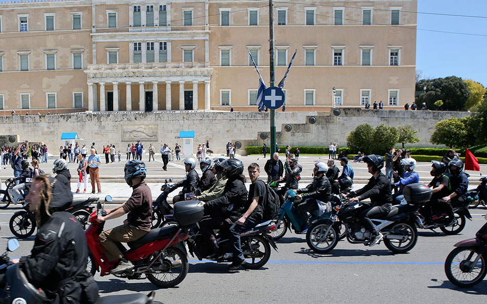 αθήνα-δύσκολος-γρίφος-η-στάθμευση-των-562236193