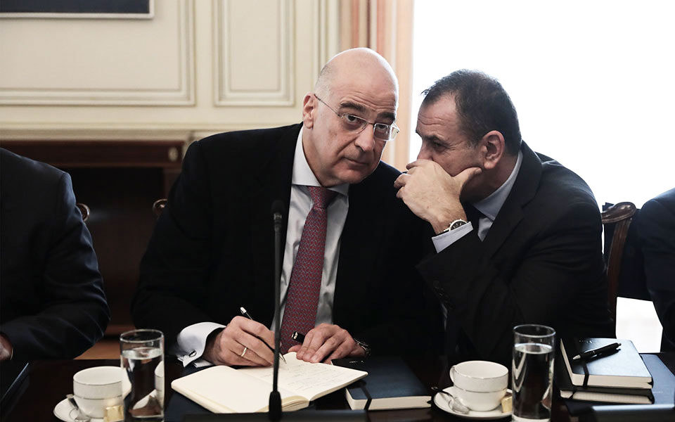θεωρείο-tέλος-στα-σενάρια-για-υπηρεσια-562238101